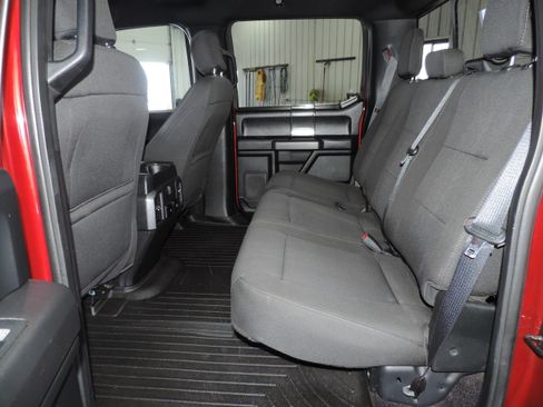 Used 2018 Ford F150 4x4 SuperCrew XLT image 32