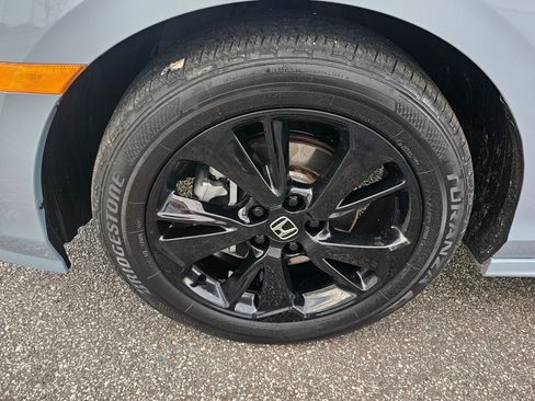 Used 2024 Honda Odyssey Sport image 9