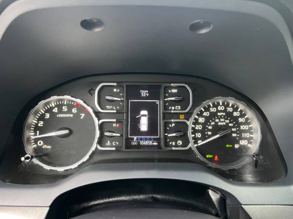 Used 2018 Toyota Tundra SR5 AWD/4WD image 23
