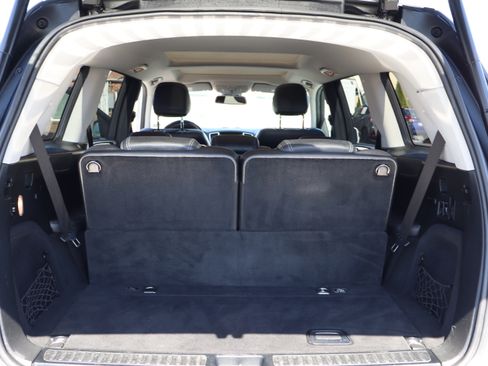 Used 2015 Mercedes-Benz GL 450 image 33