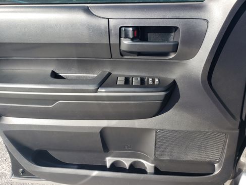 Used 2020 Toyota Tundra SR image 12