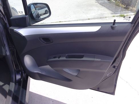 Used 2014 Chevrolet Spark LT FWD image 11