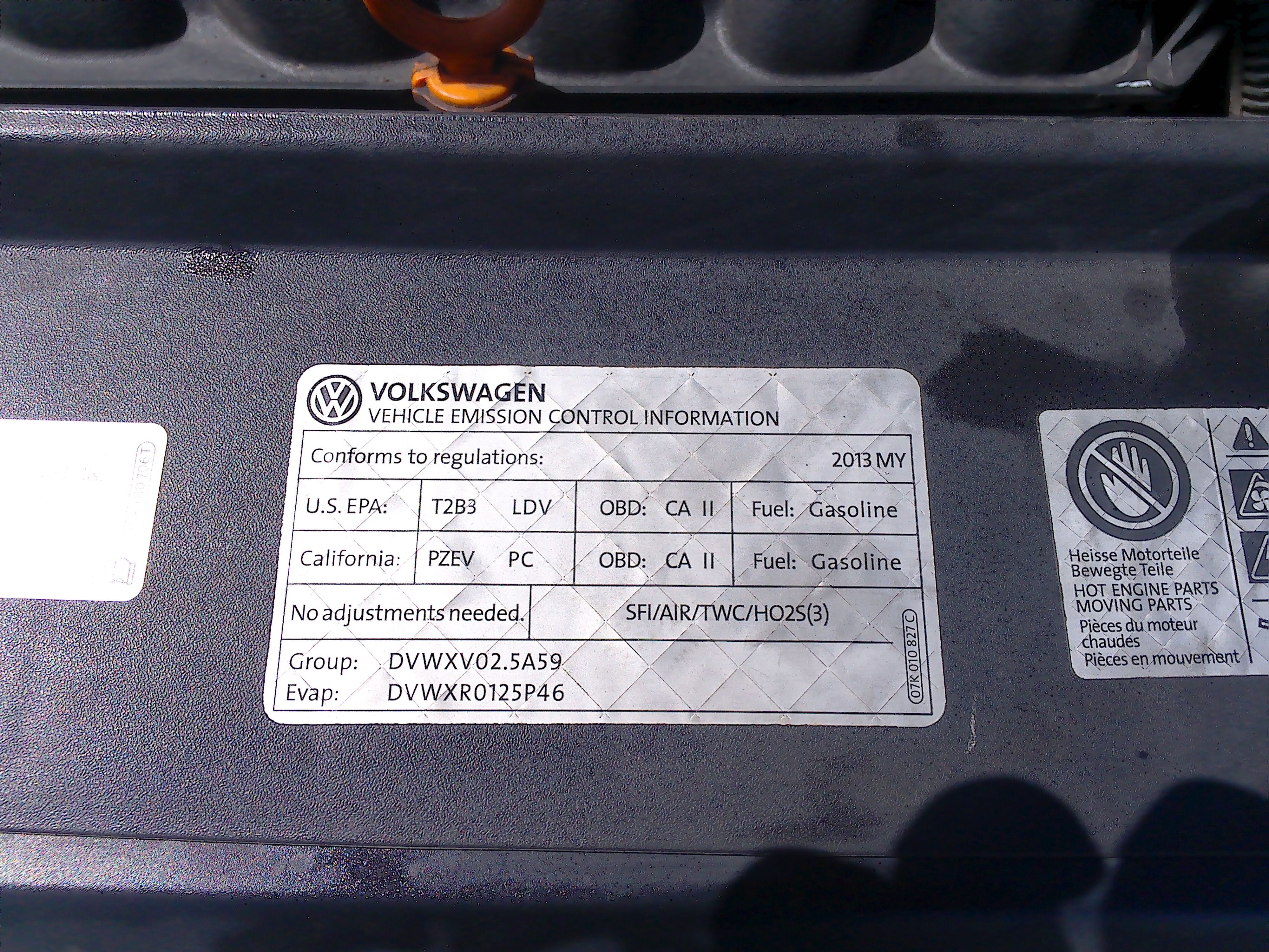 Used 2013 Volkswagen Passat SE FWD image 38