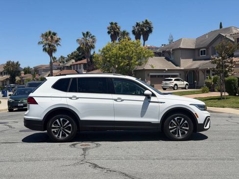 Used 2022 Volkswagen Tiguan FWD S image 5