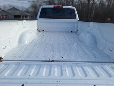 Used 2015 RAM 1500 ST image 10