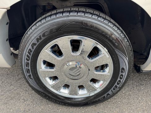 Used 2008 Mercury Grand Marquis LS image 22