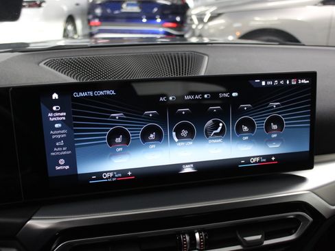 Used 2023 BMW i4 eDrive35 image 22