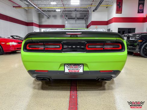 Used 2023 Dodge Challenger SRT Hellcat image 4