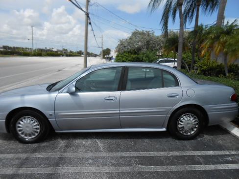 Used 2005 Buick Le Sabre Custom FWD image 2