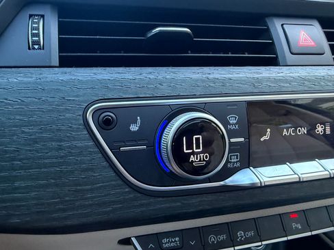 Used 2018 Audi A4 2.0T Ultra Premium Plus Sedan FWD image 14