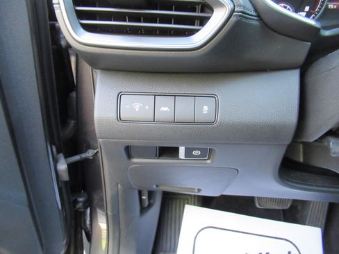 Used 2021 Hyundai Santa Fe SEL image 20