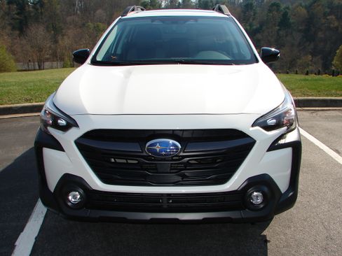 Used 2023 Subaru Outback Onyx Edition XT image 14