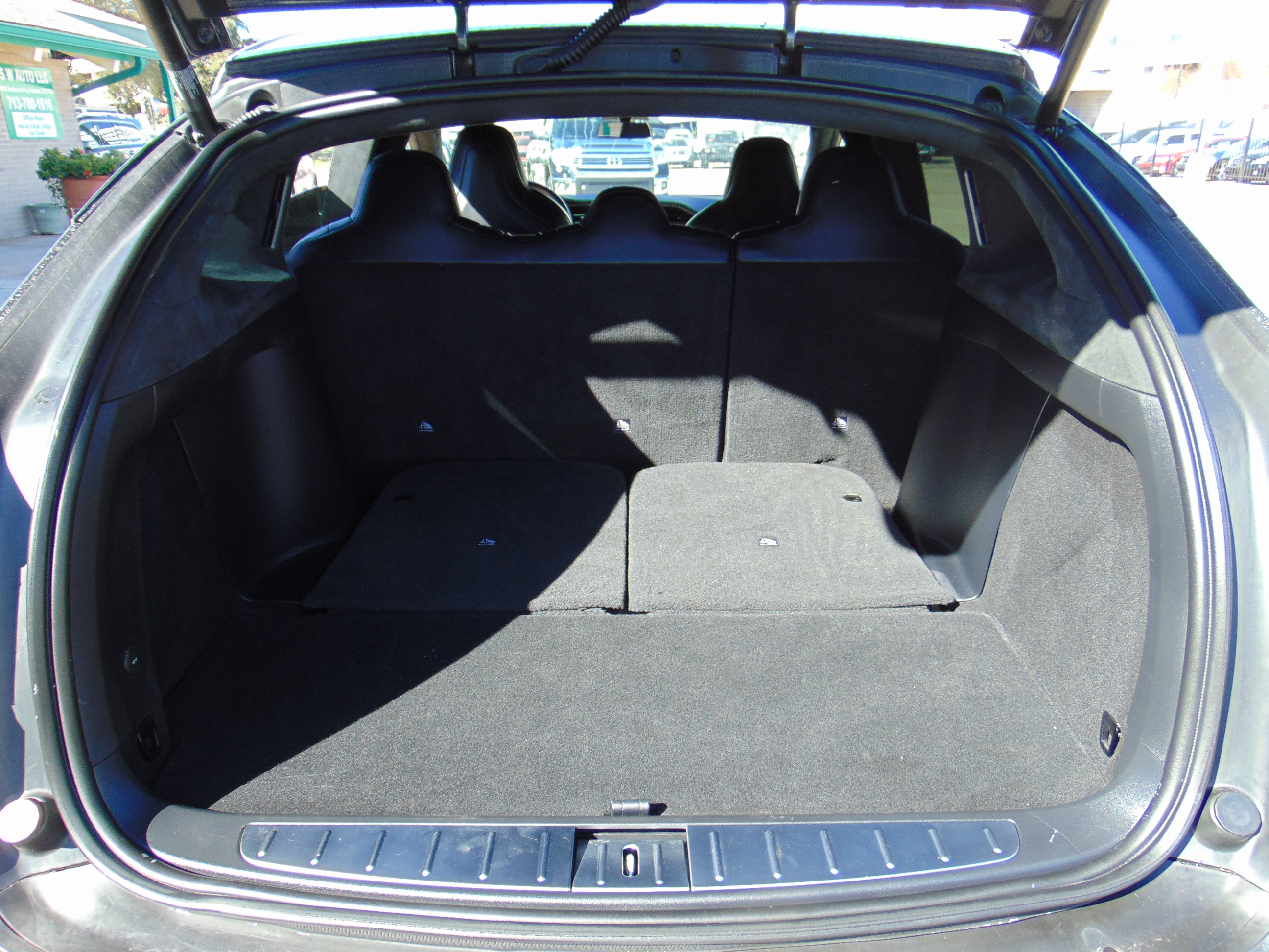 Used 2019 Tesla Model X Long Range AWD/4WD image 8