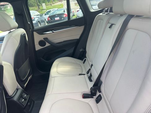 Used 2016 BMW X1 xDrive28i image 10