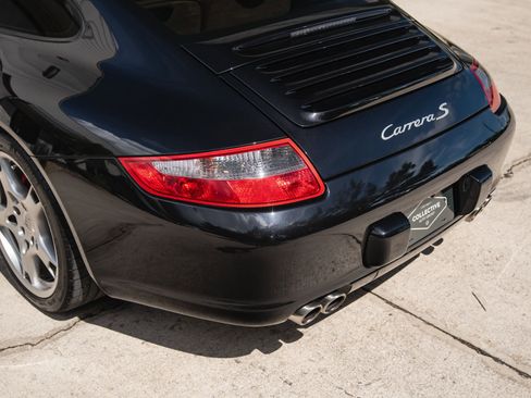 Used 2008 Porsche 911 Carrera S image 21