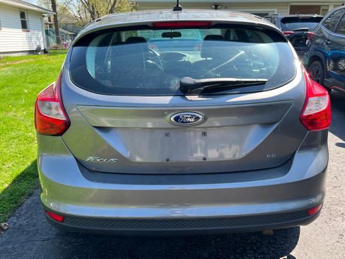 Used 2014 Ford Focus SE Hatchback FWD image 6