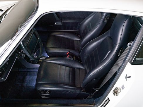 Used 1987 Porsche 911 Carrera Coupe RWD image 59
