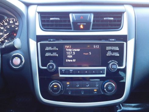 Used 2018 Nissan Altima 2.5 SR image 16