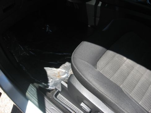 Used 2017 Ford Edge AWD SEL image 9