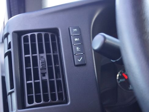 Used 2021 Chevrolet Express 3500 LT image 12