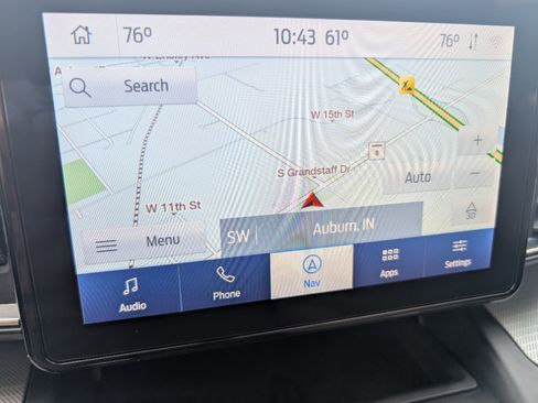 Used 2020 Ford Explorer XLT image 12