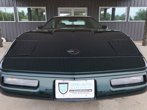 Used 1995 Chevrolet Corvette Convertible image 2
