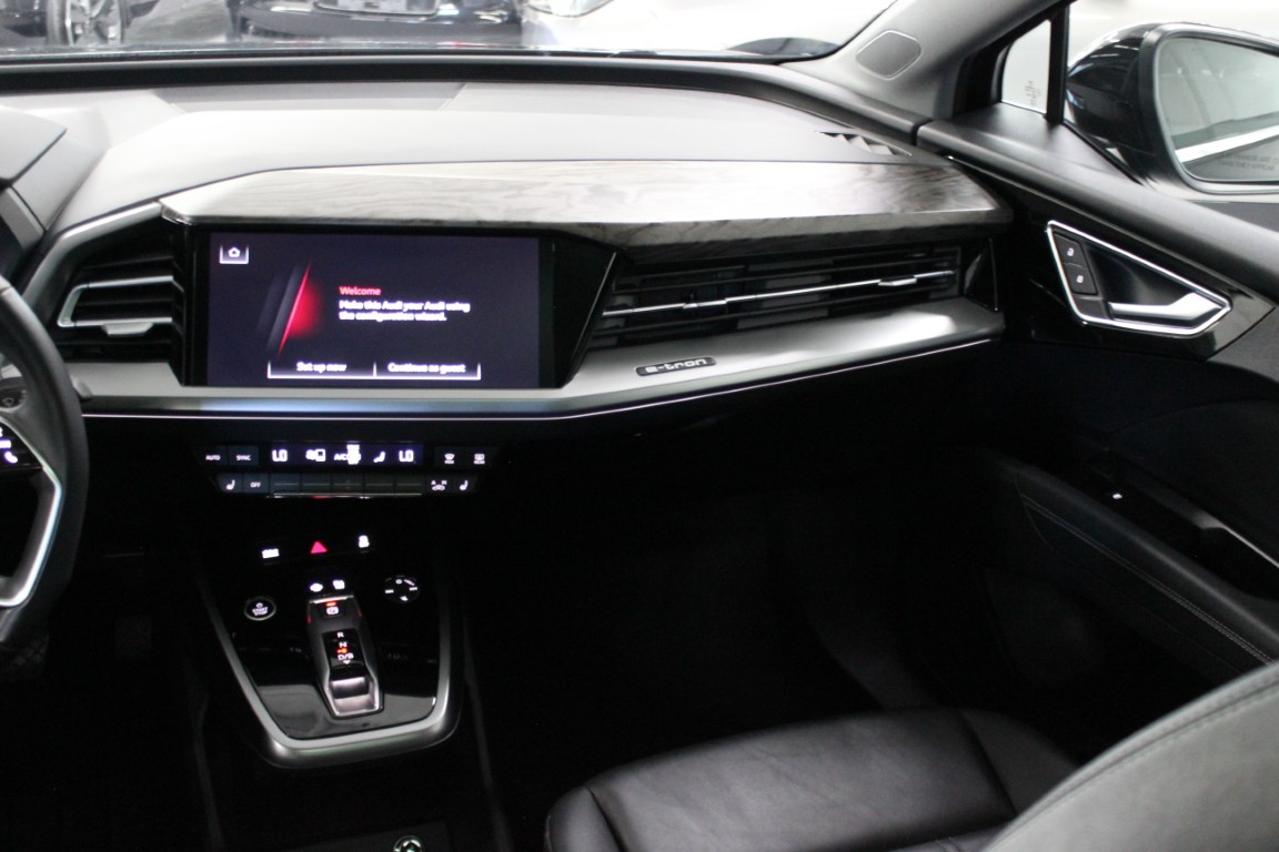 Used 2023 Audi Q4 e-tron Premium RWD image 32