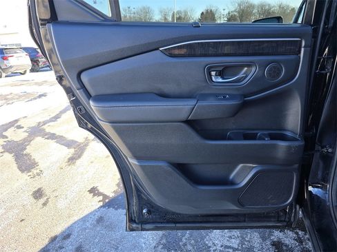 Used 2023 Honda Pilot Elite image 24