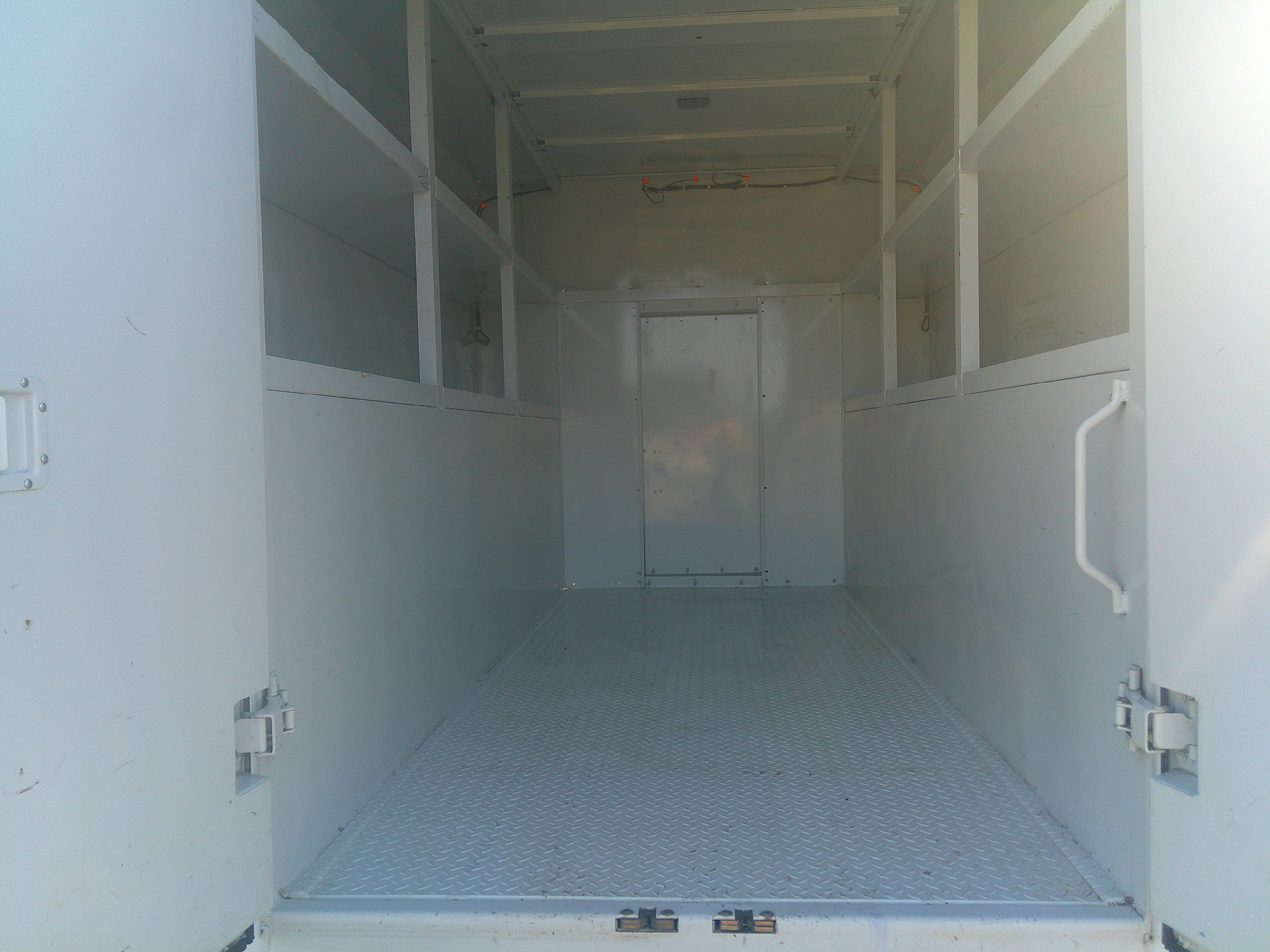 Used 2019 Ford Transit 350 138 RWD image 8