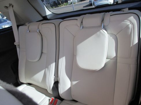 Used 2023 Lincoln Aviator AWD Black Label image 13