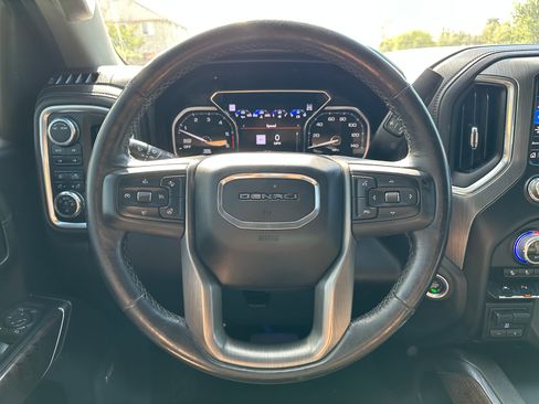 Used 2022 GMC Sierra 1500 Limited Denali image 10