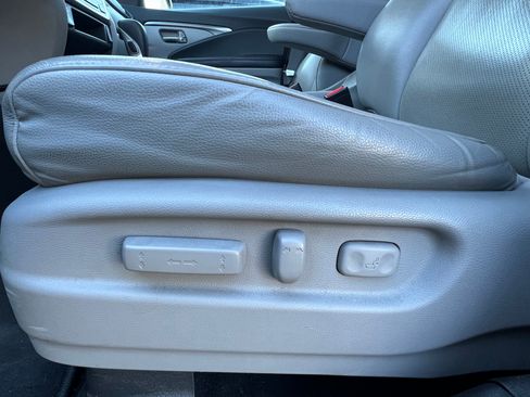 Used 2017 Honda Ridgeline RTL-T image 16