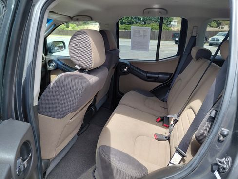 Used 2006 Nissan Xterra S image 11