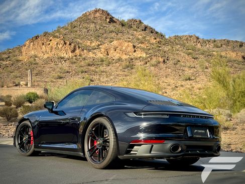 Used 2022 Porsche 911 Carrera GTS image 18