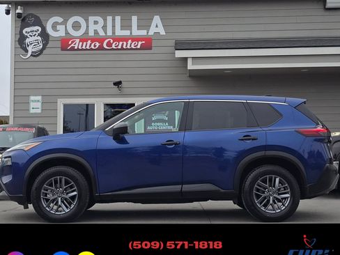 Used 2023 Nissan Rogue S image 4