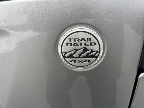 Used 2019 Jeep Wrangler Sport S image 15