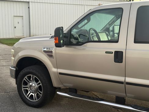 Used 2010 Ford F350 Lariat image 30