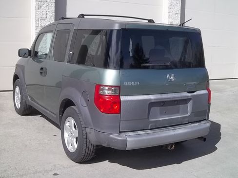 Used 2004 Honda Element EX image 9