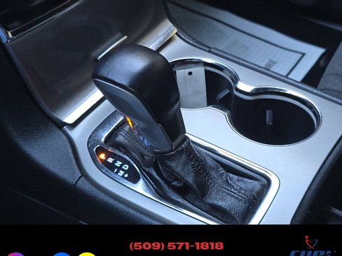 Used 2020 Jeep Grand Cherokee Laredo E image 11