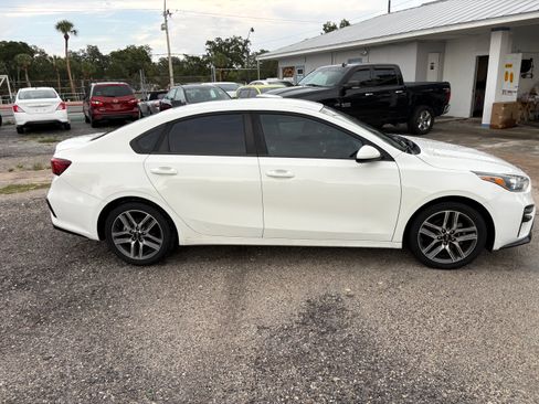 Used 2019 Kia Forte S FWD image 3
