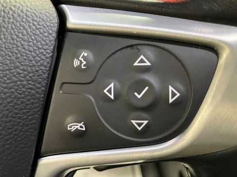 Used 2020 GMC Acadia SLT image 18