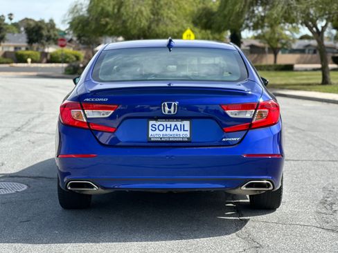 Used 2019 Honda Accord Sport image 5