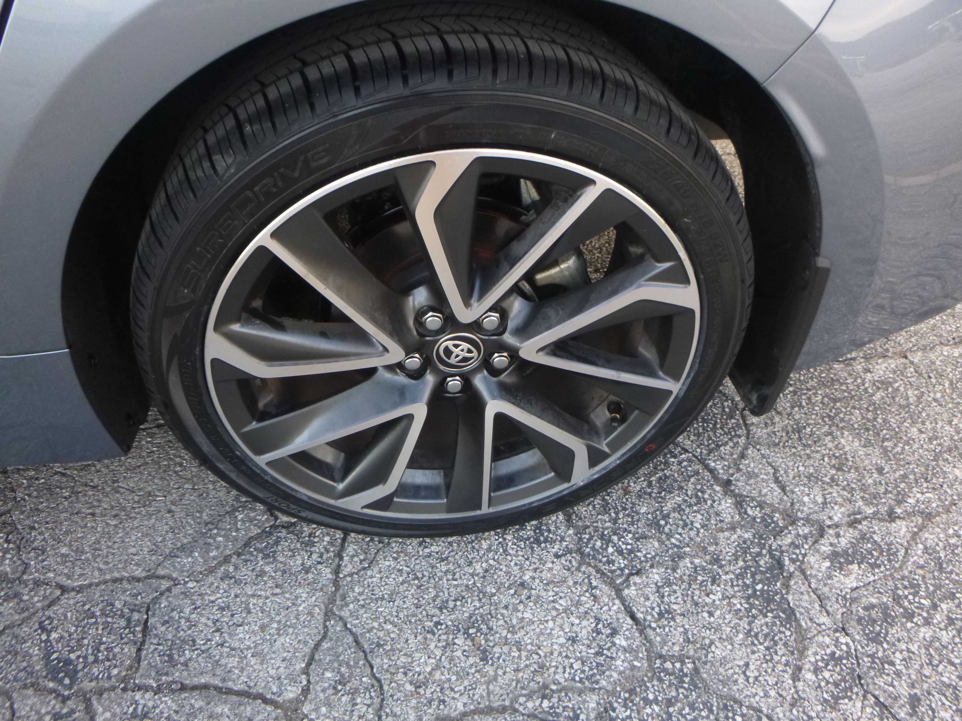 Used 2020 Toyota Corolla SE Sedan w/ Premium Package FWD image 10