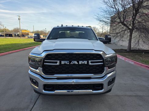 Used 2023 RAM 3500 Big Horn image 2