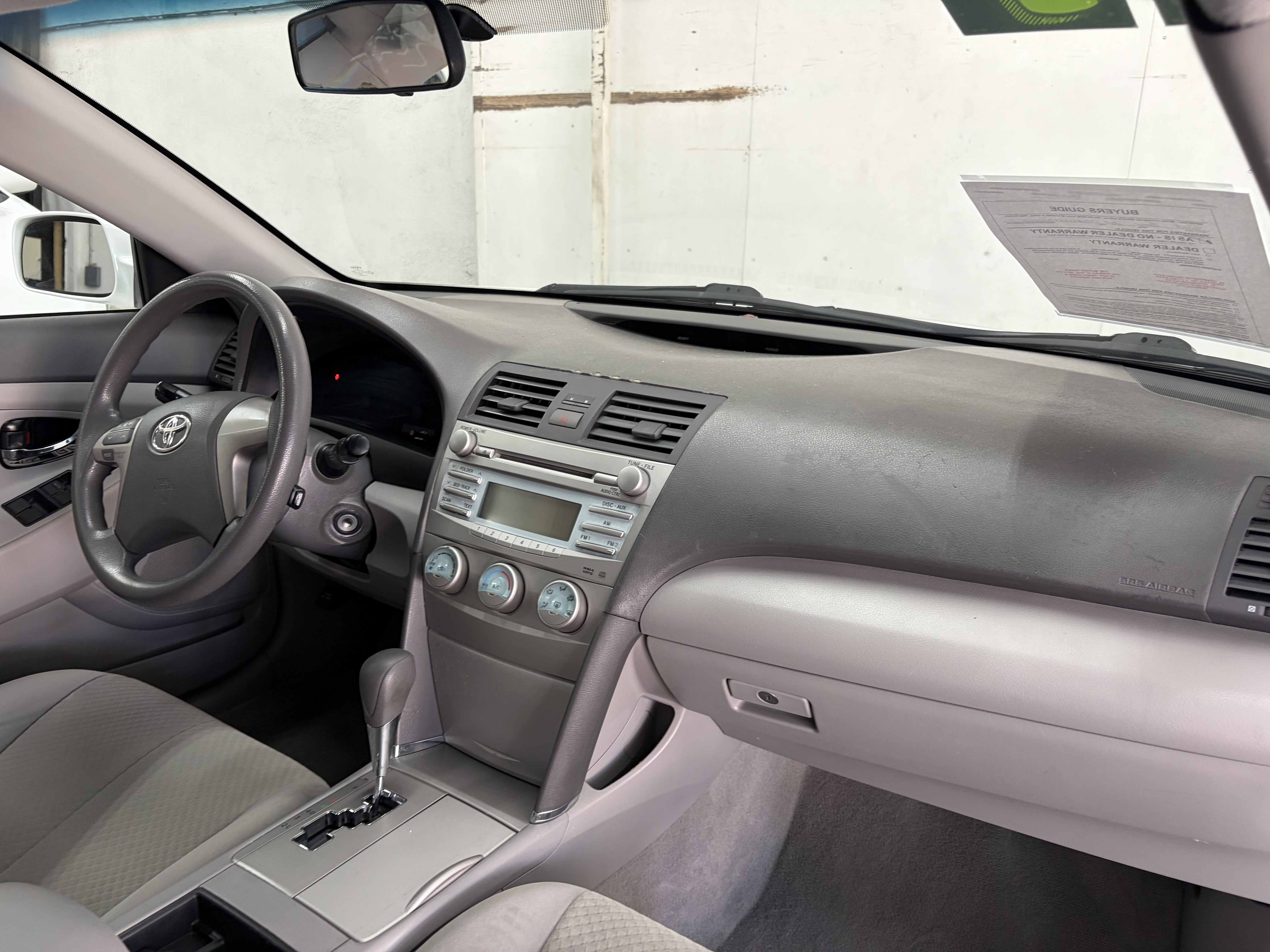 Used 2007 Toyota Camry LE Sedan FWD image 14