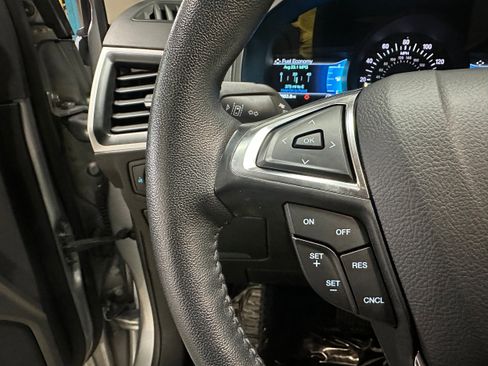 Certified 2024 Ford Edge SEL image 14