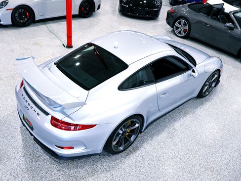 Used 2016 Porsche 911 GT3 image 10