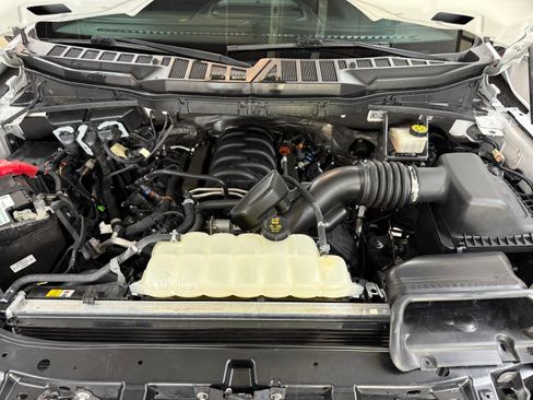 Used 2023 Ford F150 4x4 SuperCrew XLT image 24