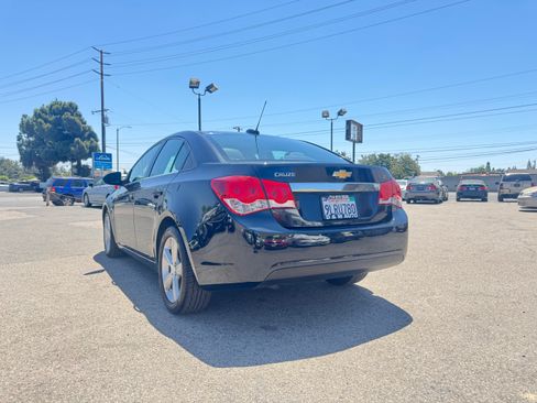 Used 2015 Chevrolet Cruze LT FWD image 8