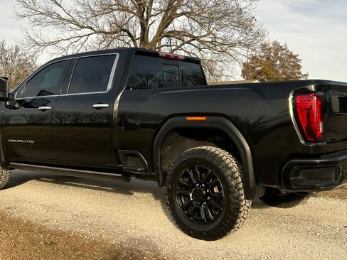 Used 2022 GMC Sierra 2500 Denali image 4